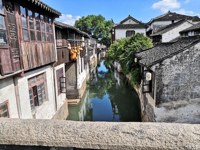外观更运动,全新一代上汽大众帕萨特将于第三季度上市